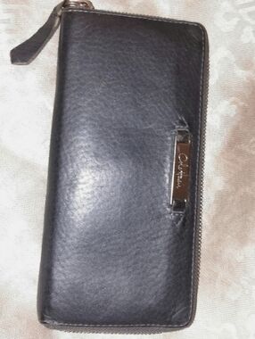 COLE HAAN Continental Zip Around Wallet Fits Your Cell Phone Wallet
